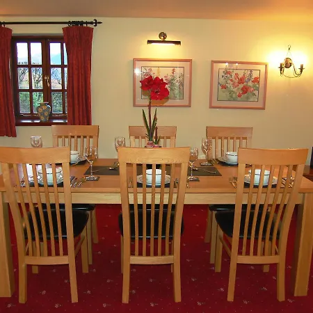 Lanthwaite Green Old Farmhouse * Loweswater
